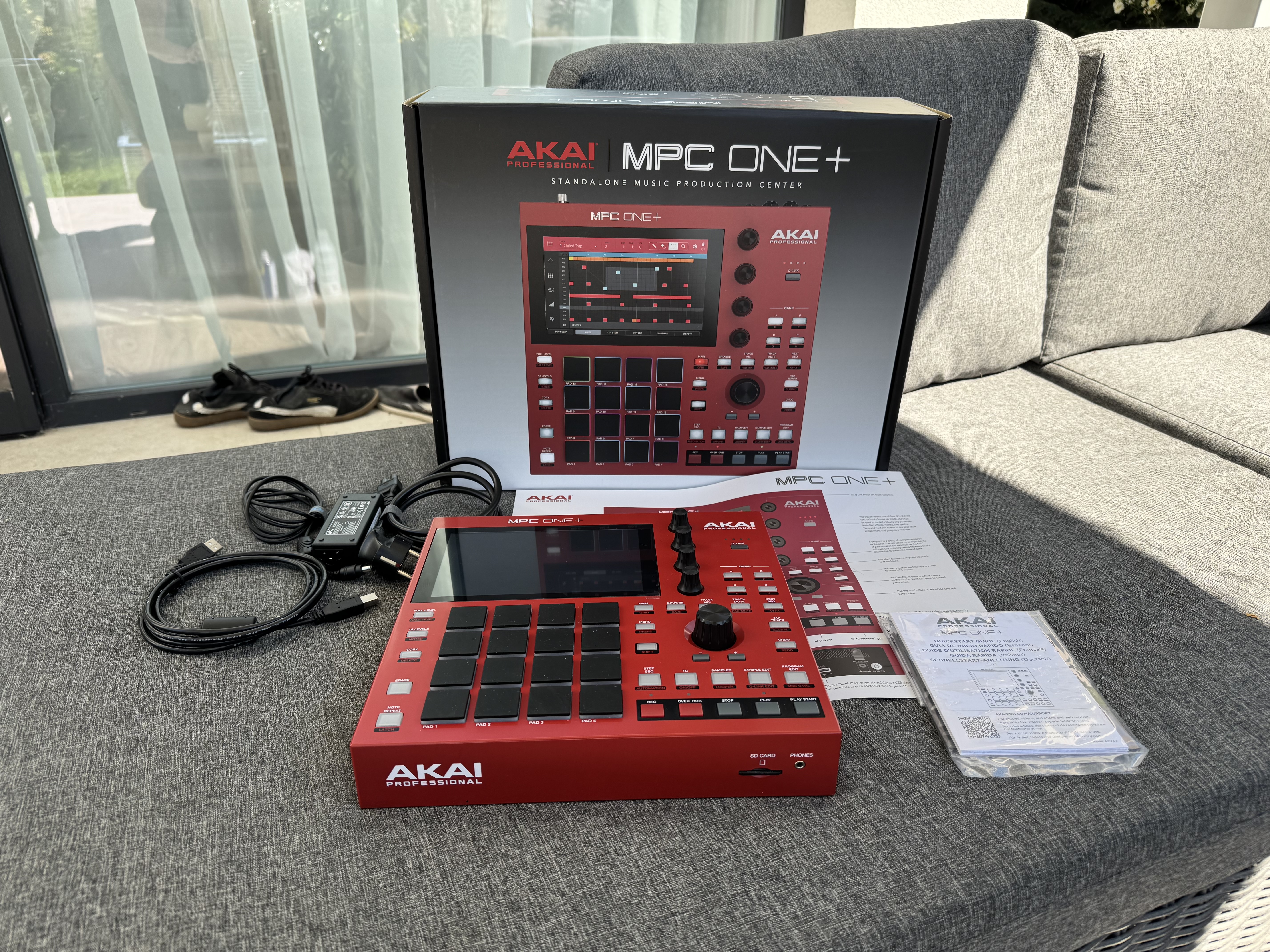 Akai MPC ONE+ foto 1
